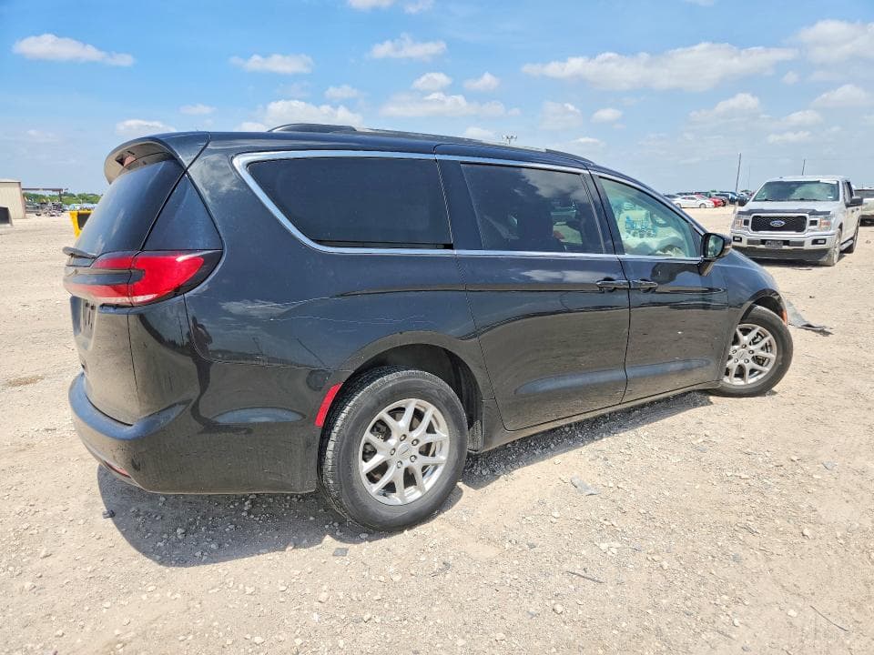 2022 CHRYSLER PACIFICA TOURING L 3
