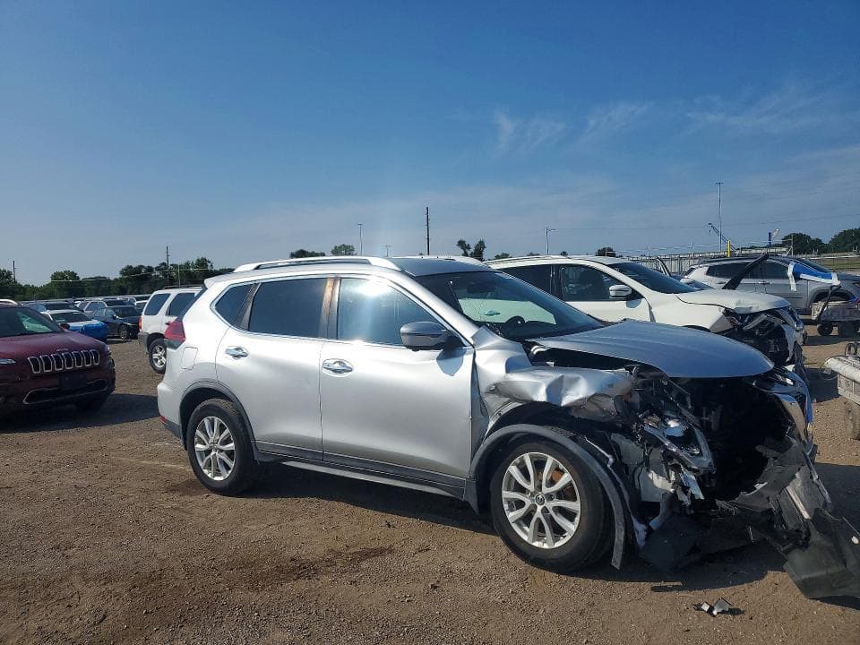 2018 NISSAN ROGUE SV 4