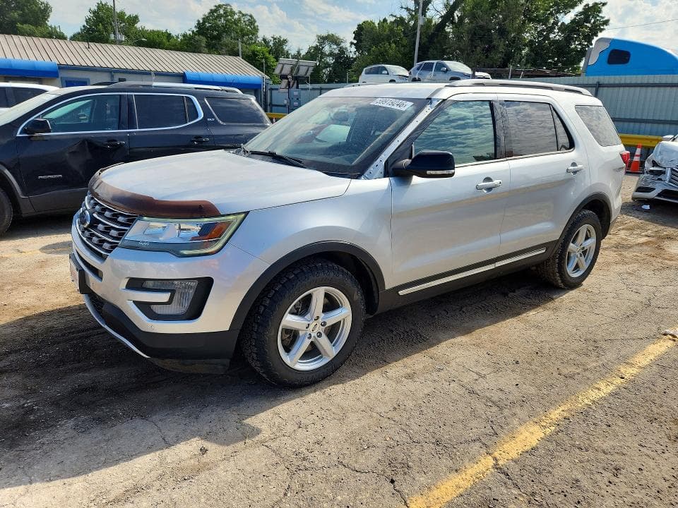 2017 FORD EXPLORER XLT - 1