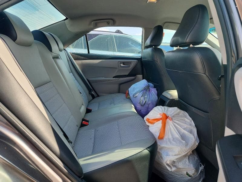 2017 TOYOTA CAMRY SE 10