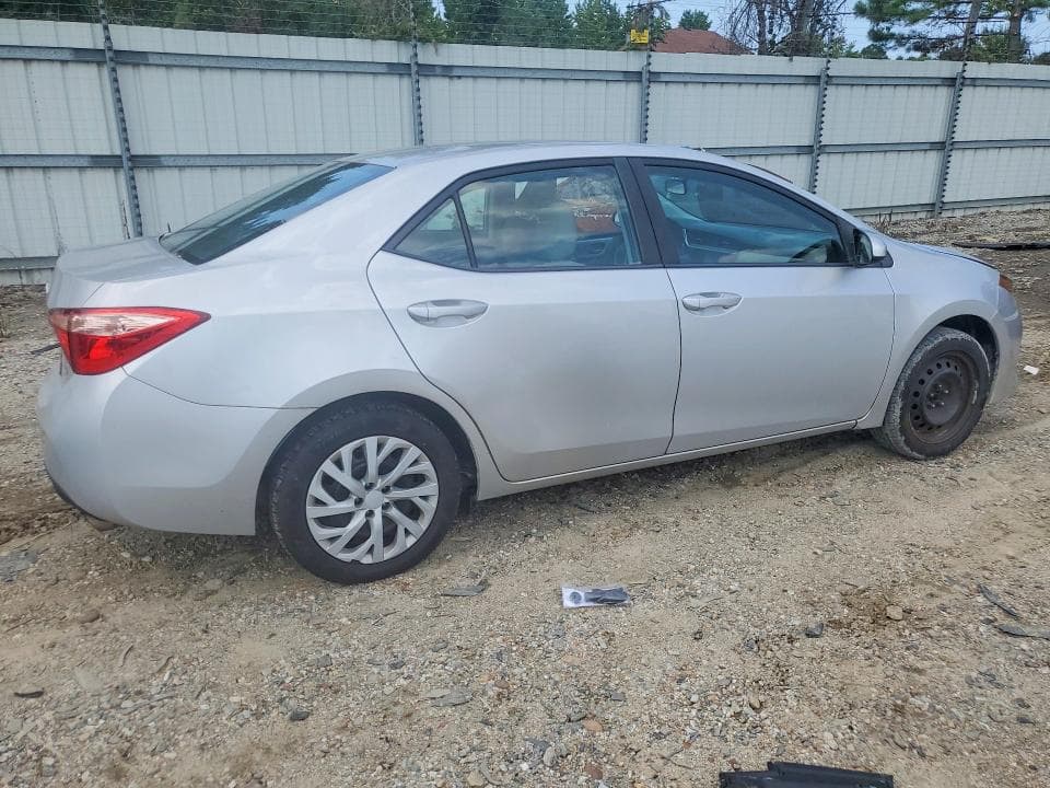 2018 TOYOTA COROLLA LE 3