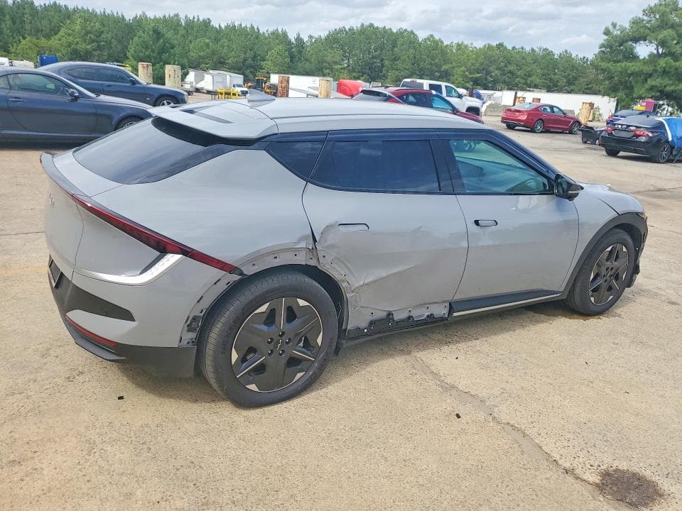 2025 KIA EV6 LIGHT LONG RANGE 3