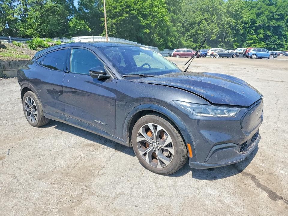 2022 FORD MUSTANG MACH-E PREMIUM 4