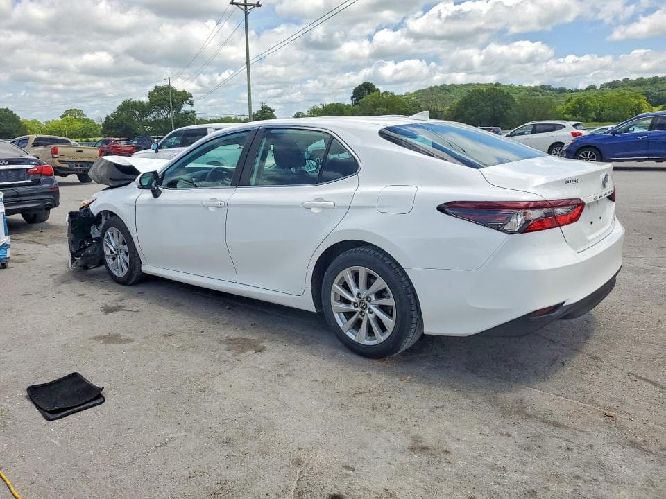 2023 TOYOTA CAMRY LE 2