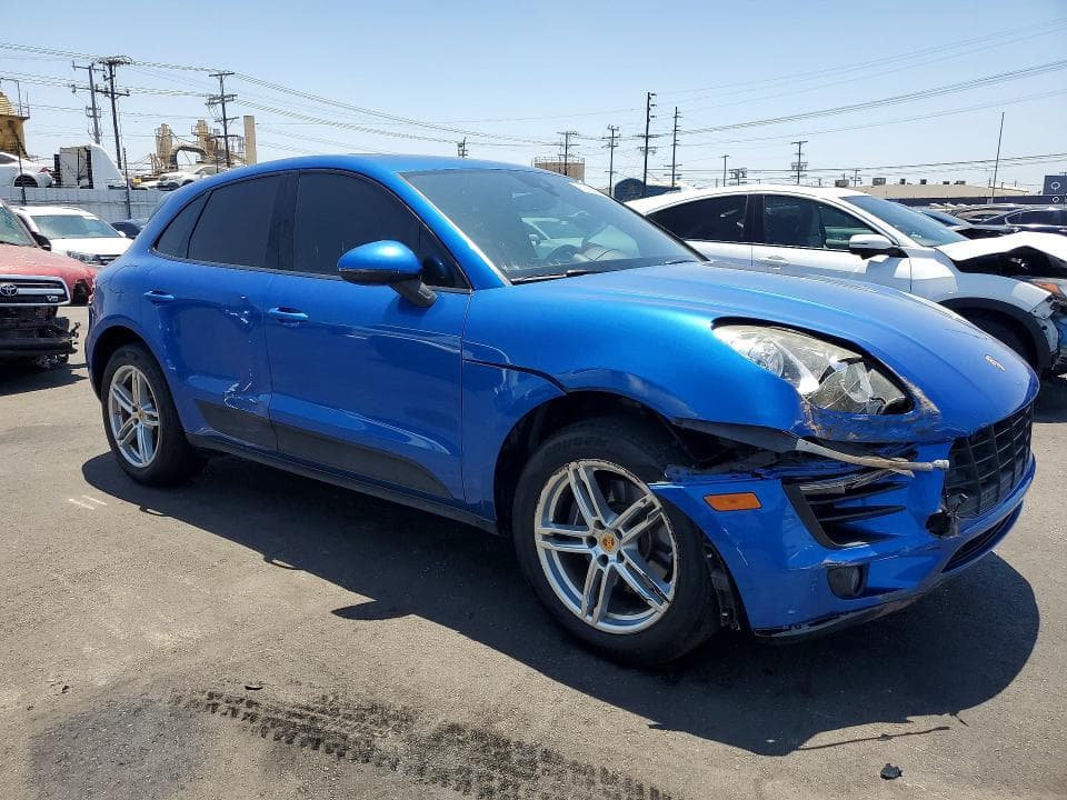 2017 PORSCHE MACAN 4