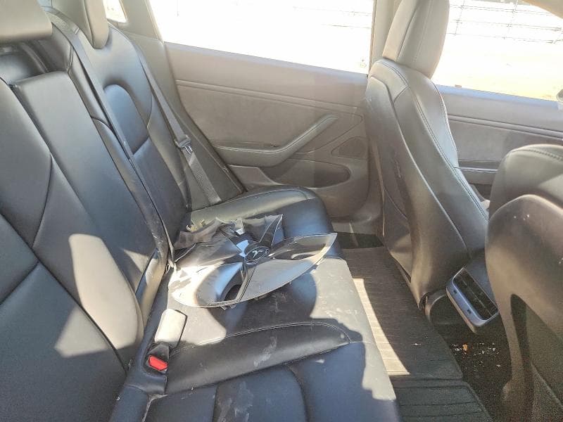 2019 TESLA MODEL 3 10