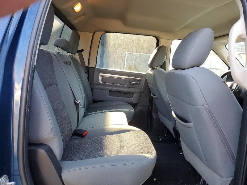 2019 RAM 1500 CLASSIC SLT 10