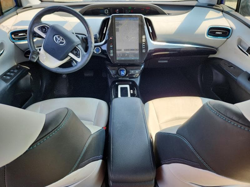 2018 TOYOTA PRIUS FOUR 8