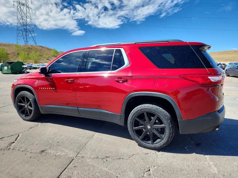 2019 CHEVROLET TRAVERSE LT 2