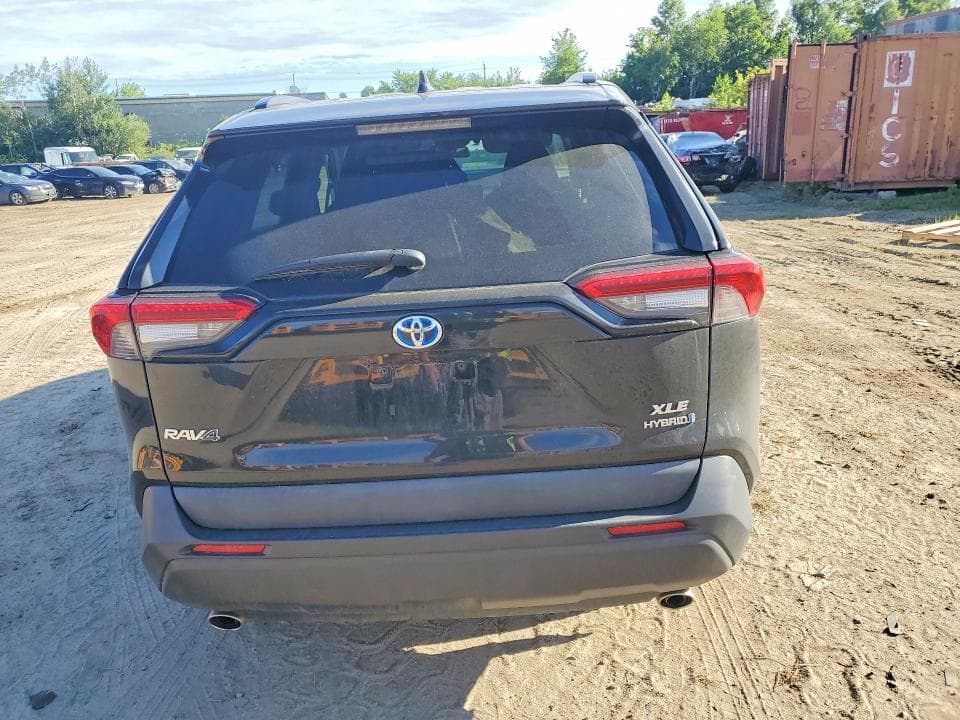 2019 TOYOTA RAV4 HYBRID XLE 6