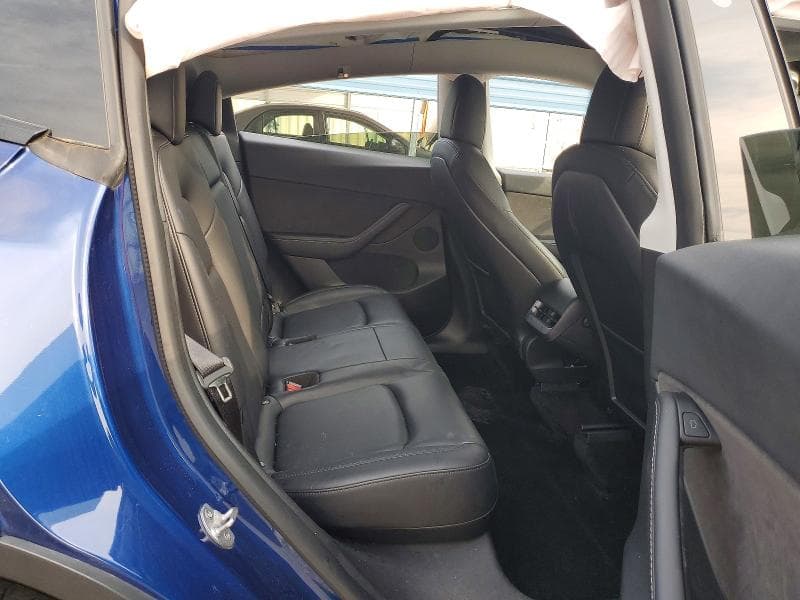 2021 TESLA MODEL Y 10