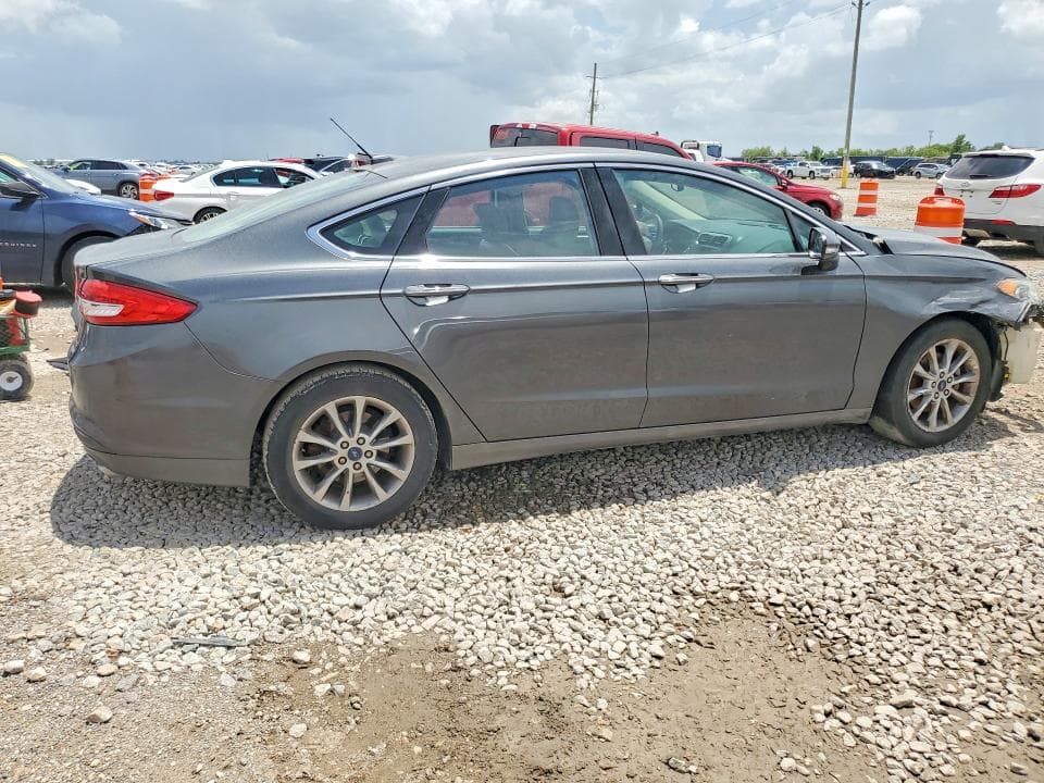 2017 FORD FUSION SE 3