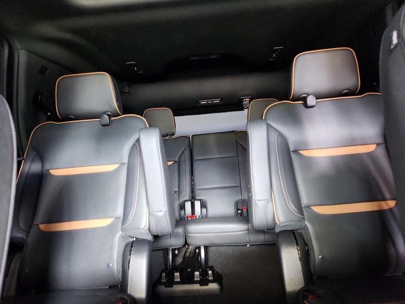 2022 GMC YUKON AT4 10