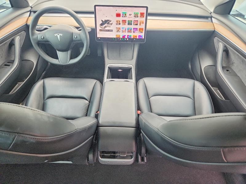 2021 TESLA MODEL 3 8