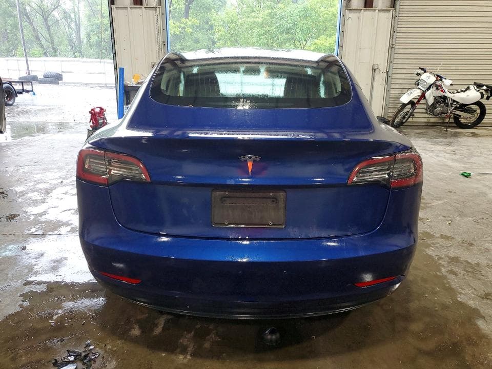 2020 TESLA MODEL 3 6