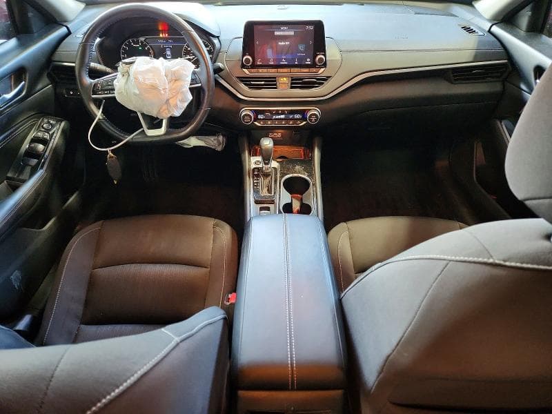 2020 NISSAN ALTIMA SV 8