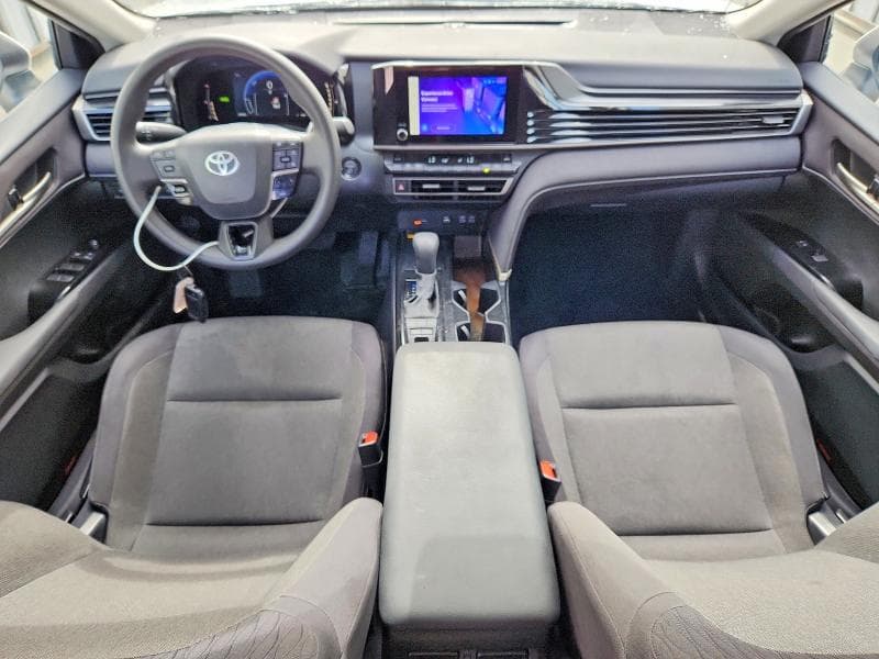 2025 TOYOTA CAMRY LE 8