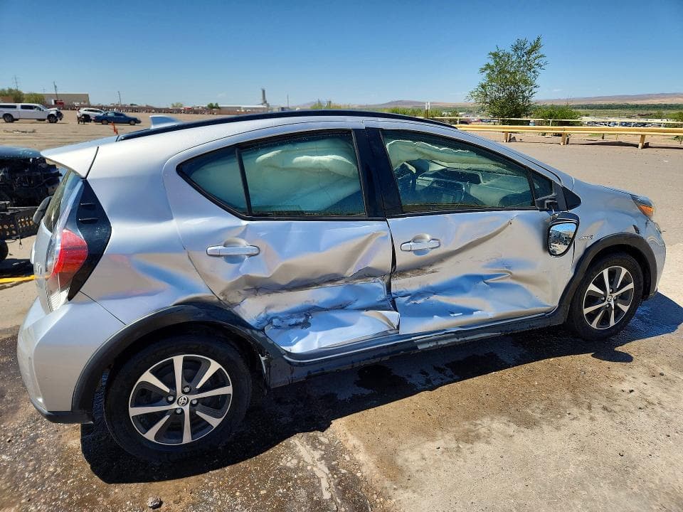 2018 TOYOTA PRIUS C TWO 3