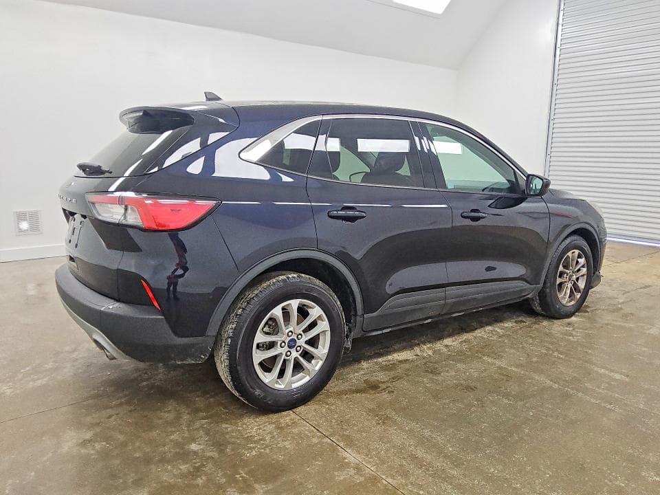 2021 FORD ESCAPE SE 3
