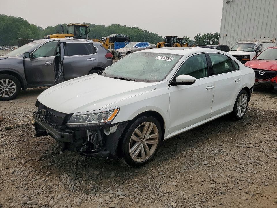 2018 VOLKSWAGEN PASSAT SE - 1