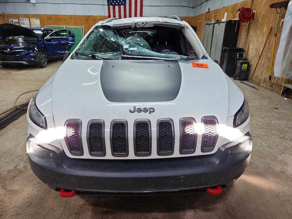 2018 JEEP CHEROKEE TRAILHAWK 5