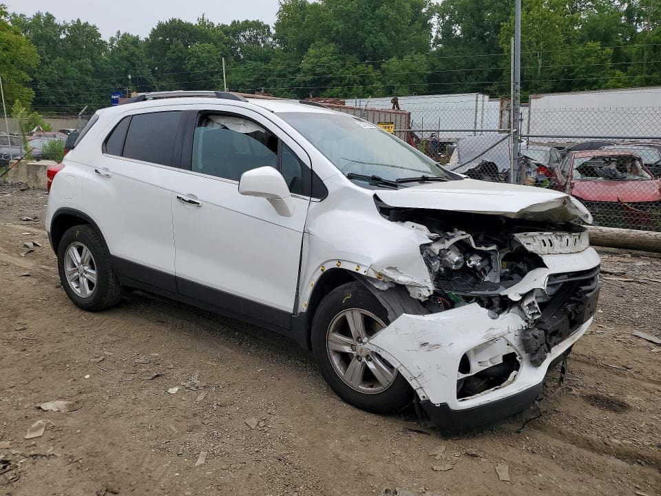 2017 CHEVROLET TRAX 1LT 4