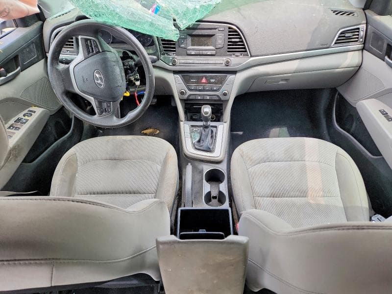 2017 HYUNDAI ELANTRA SE 8