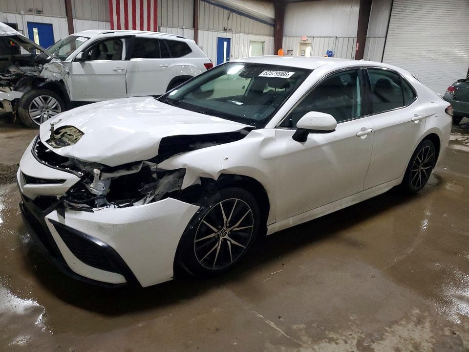 2021 TOYOTA CAMRY SE - 1