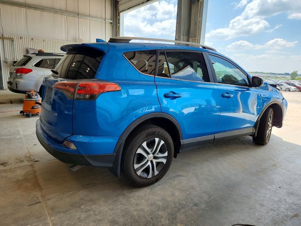 2017 TOYOTA RAV4 LE 3