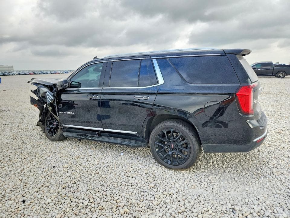 2022 GMC YUKON SLT 2