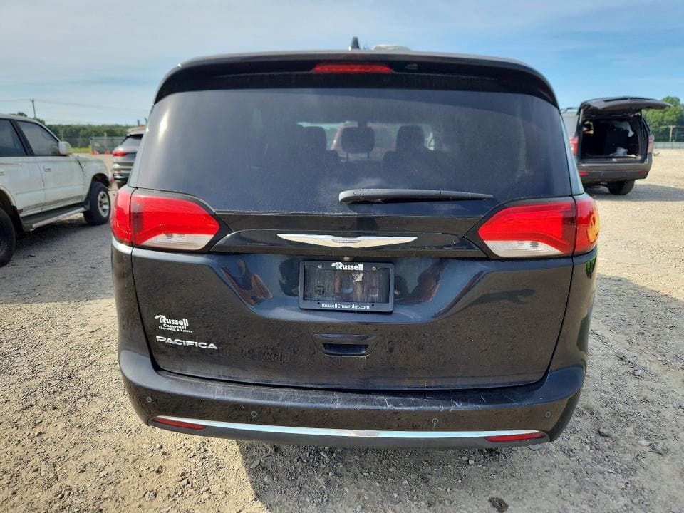 2017 CHRYSLER PACIFICA TOURING L 6