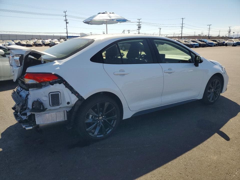 2026 TOYOTA COROLLA HYBRID SE 3