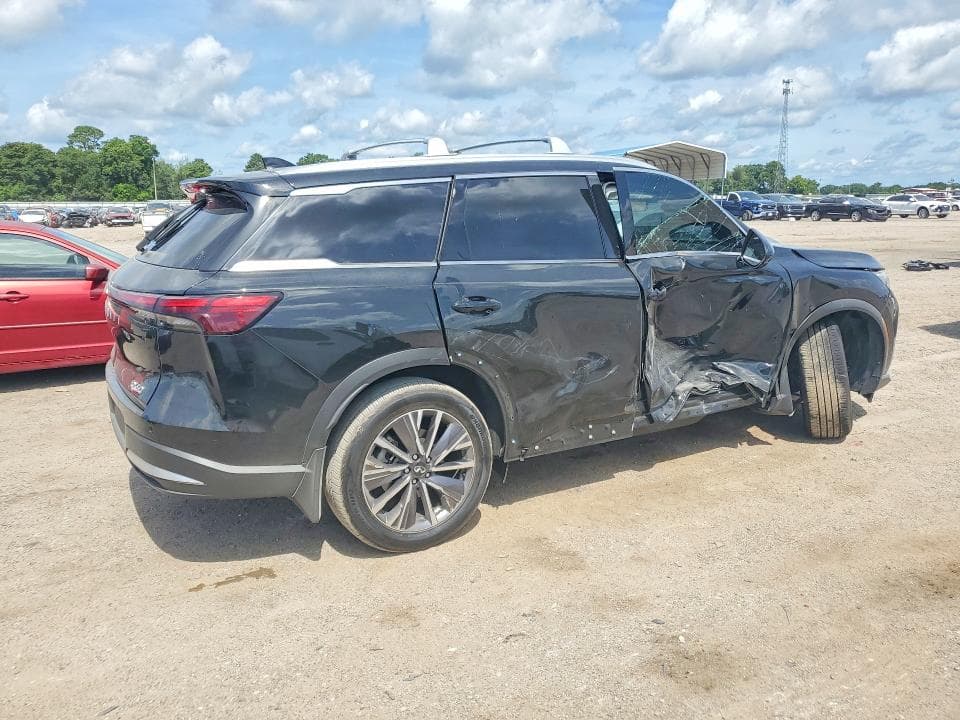 2026 INFINITI QX60 LUXE 3