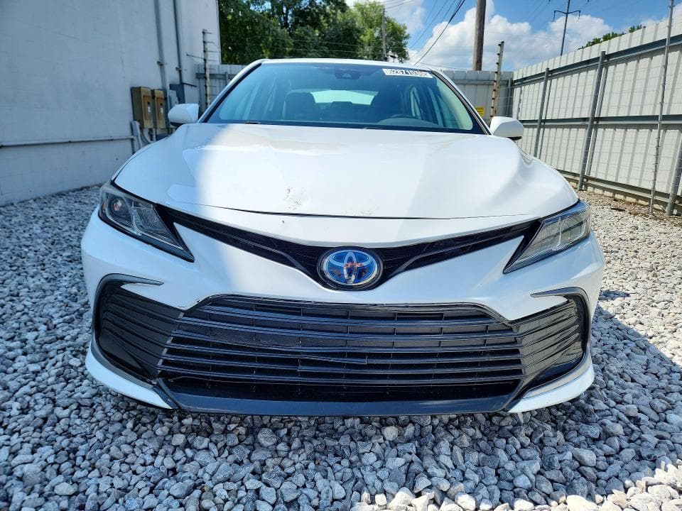 2024 TOYOTA CAMRY LE 5