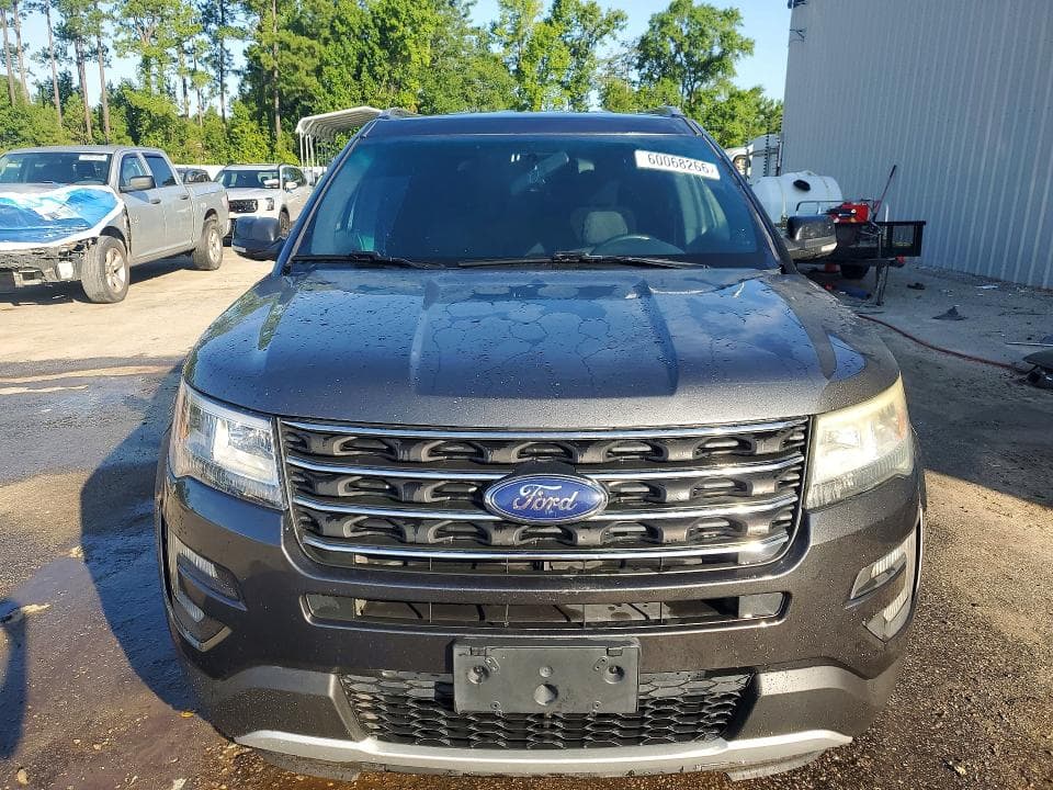 2017 FORD EXPLORER XLT 5