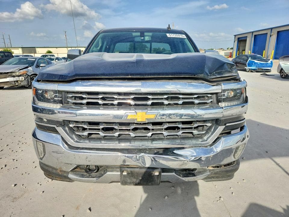 2018 CHEVROLET SILVERADO C1500 LTZ 5
