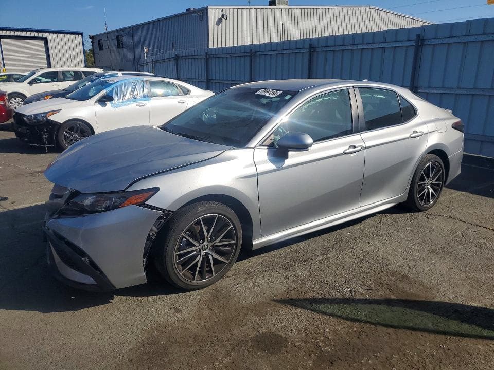 2022 TOYOTA CAMRY SE - 1