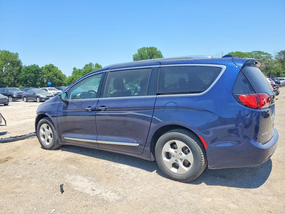 2017 CHRYSLER PACIFICA TOURING L PLUS 2