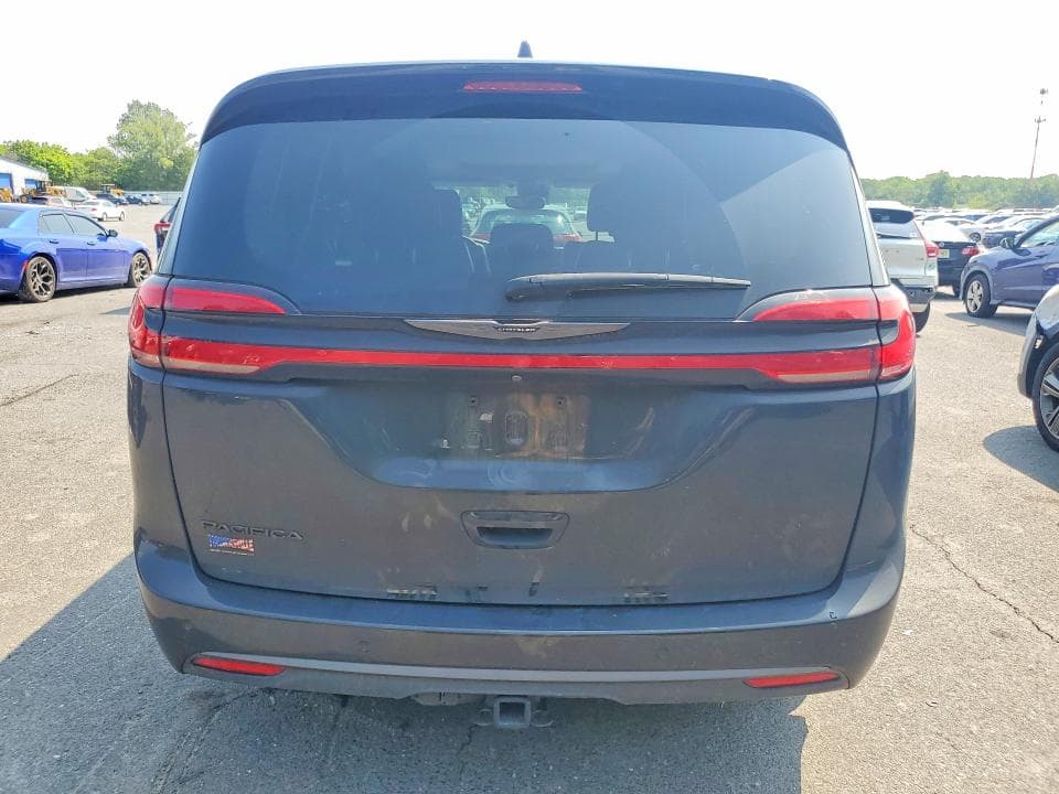 2024 CHRYSLER PACIFICA TOURING L 6