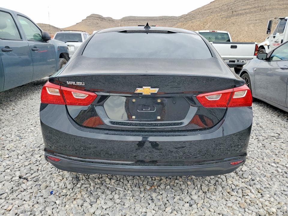 2018 CHEVROLET MALIBU LS 6