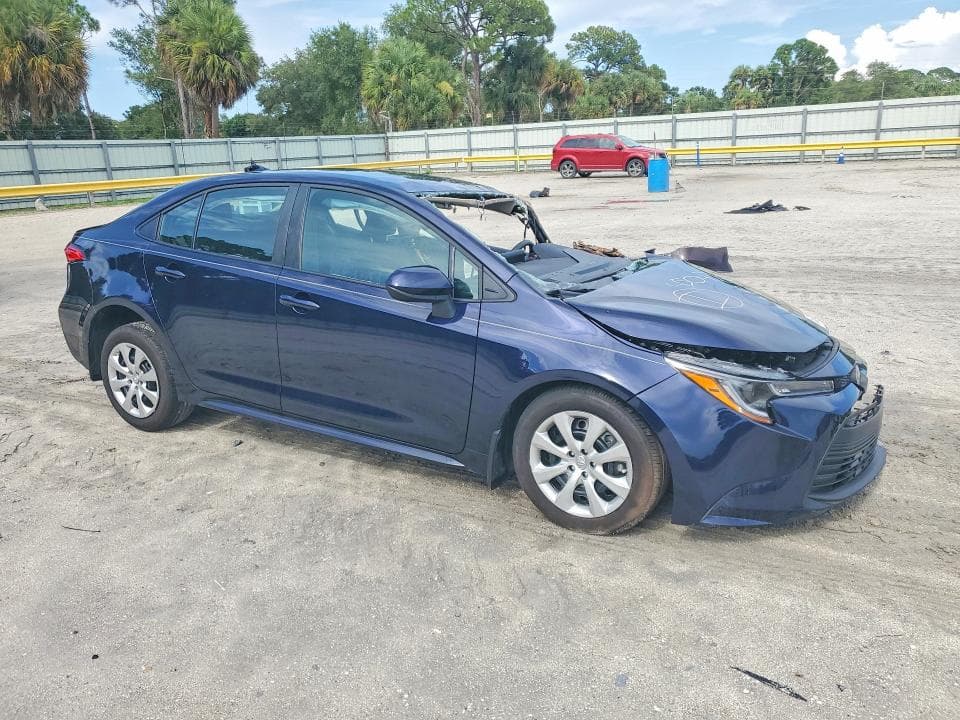 2026 TOYOTA COROLLA LE 4