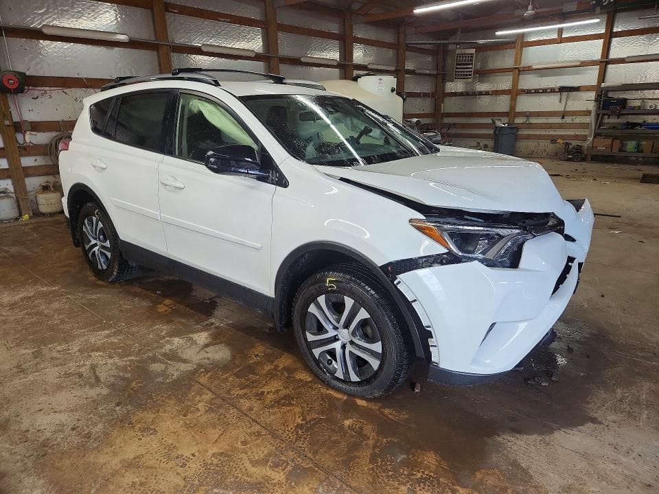 2018 TOYOTA RAV4 LE 4