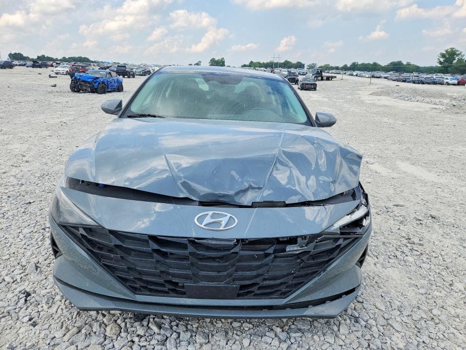 2022 HYUNDAI ELANTRA SEL 5