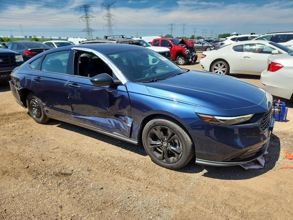 2025 HONDA ACCORD SE 4