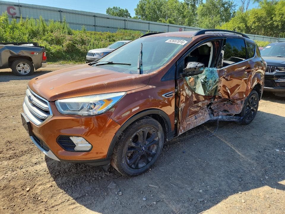 2017 FORD ESCAPE SE
