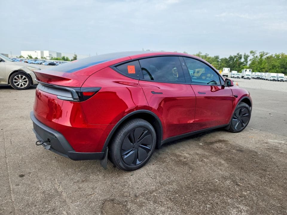 2026 TESLA MODEL Y 3