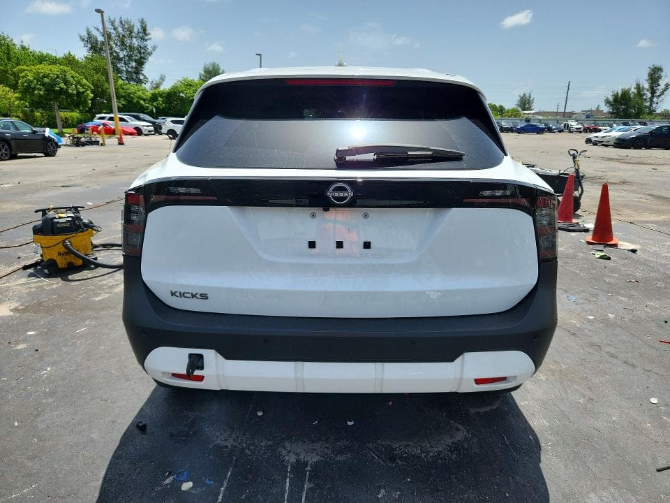 2025 NISSAN KICKS SV 6