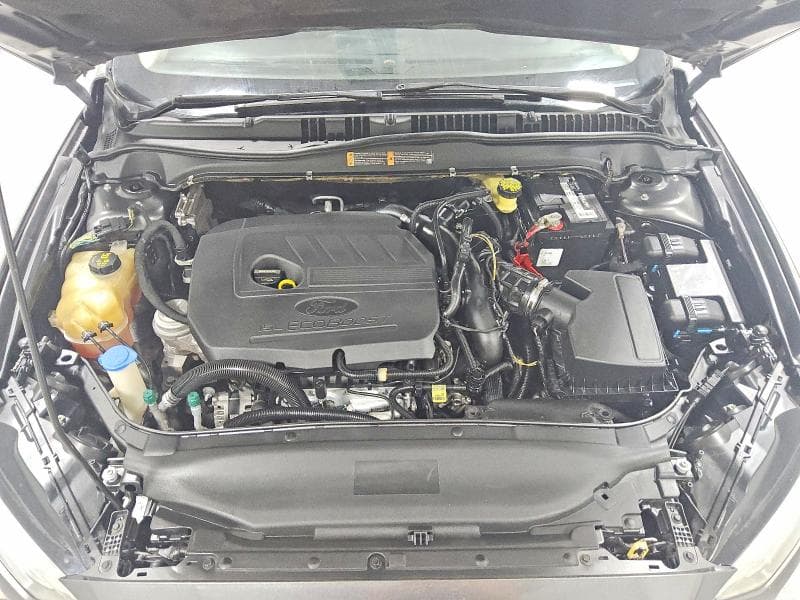 2017 FORD FUSION SE 11
