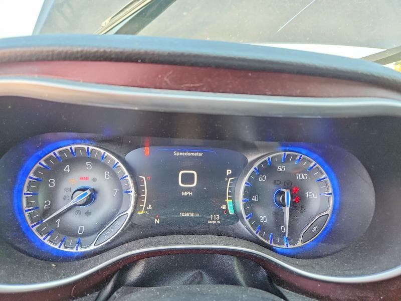 2019 CHRYSLER PACIFICA LIMITED 9