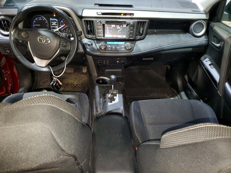 2018 TOYOTA RAV4 XLE 8
